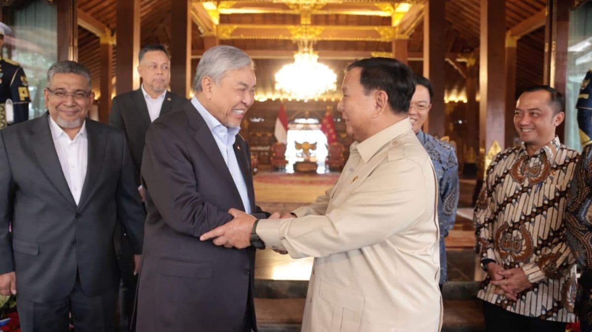 Presiden Prabowo Subianto dan Wakil Perdana Menteri Malaysia Ahmad Zahid Hamidi. (Foto: Bakom RI)